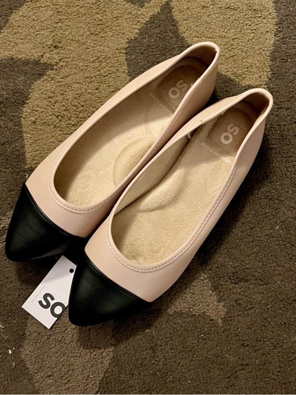 SO Two-Tone Pink and Black Pointed-Toe Ballet Flats Sz 10